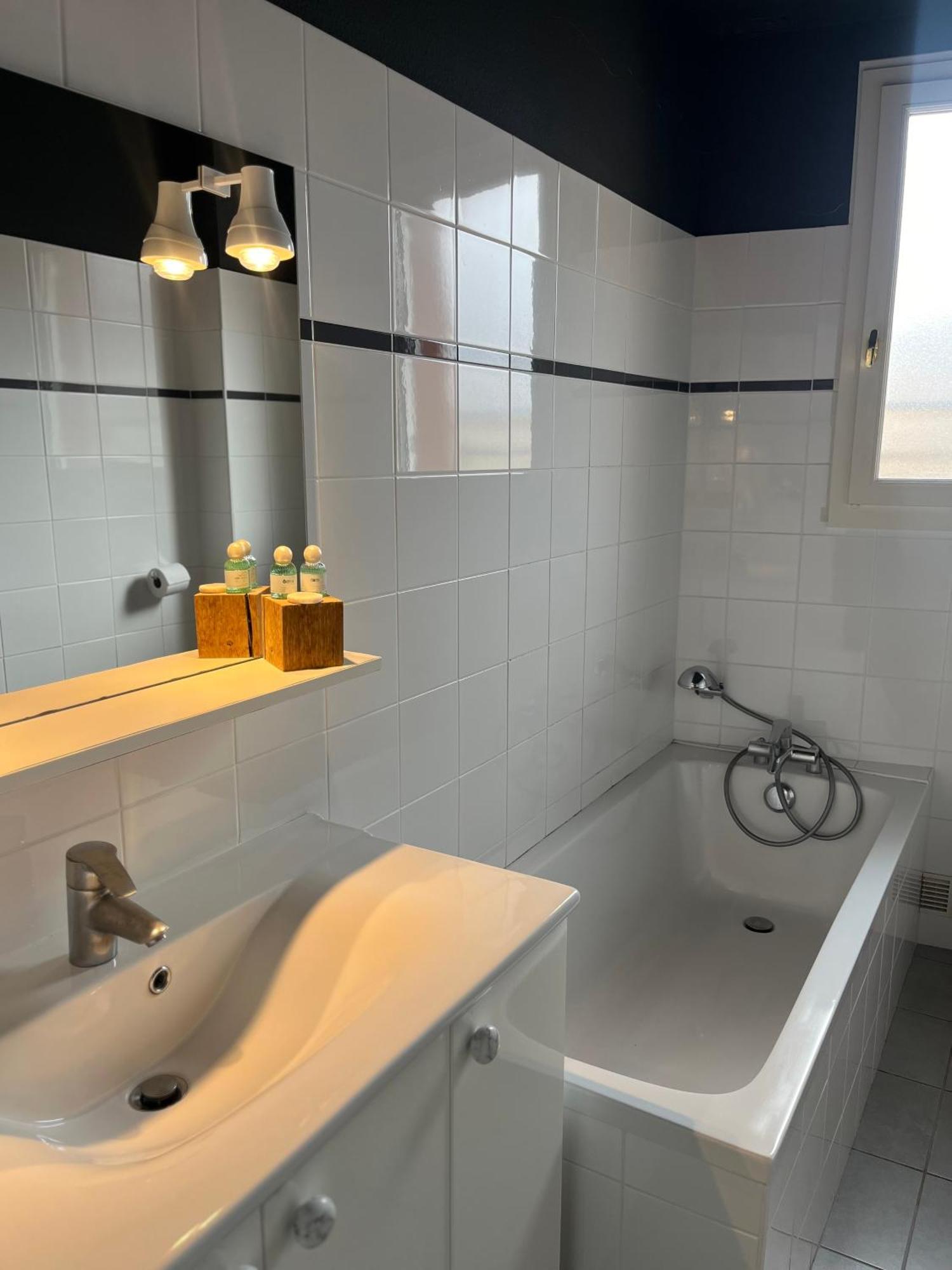 Le Temeraire Hotel Charolles Luaran gambar