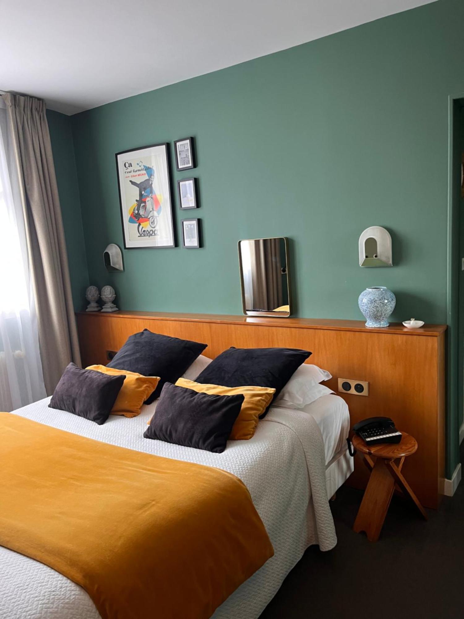Le Temeraire Hotel Charolles Luaran gambar