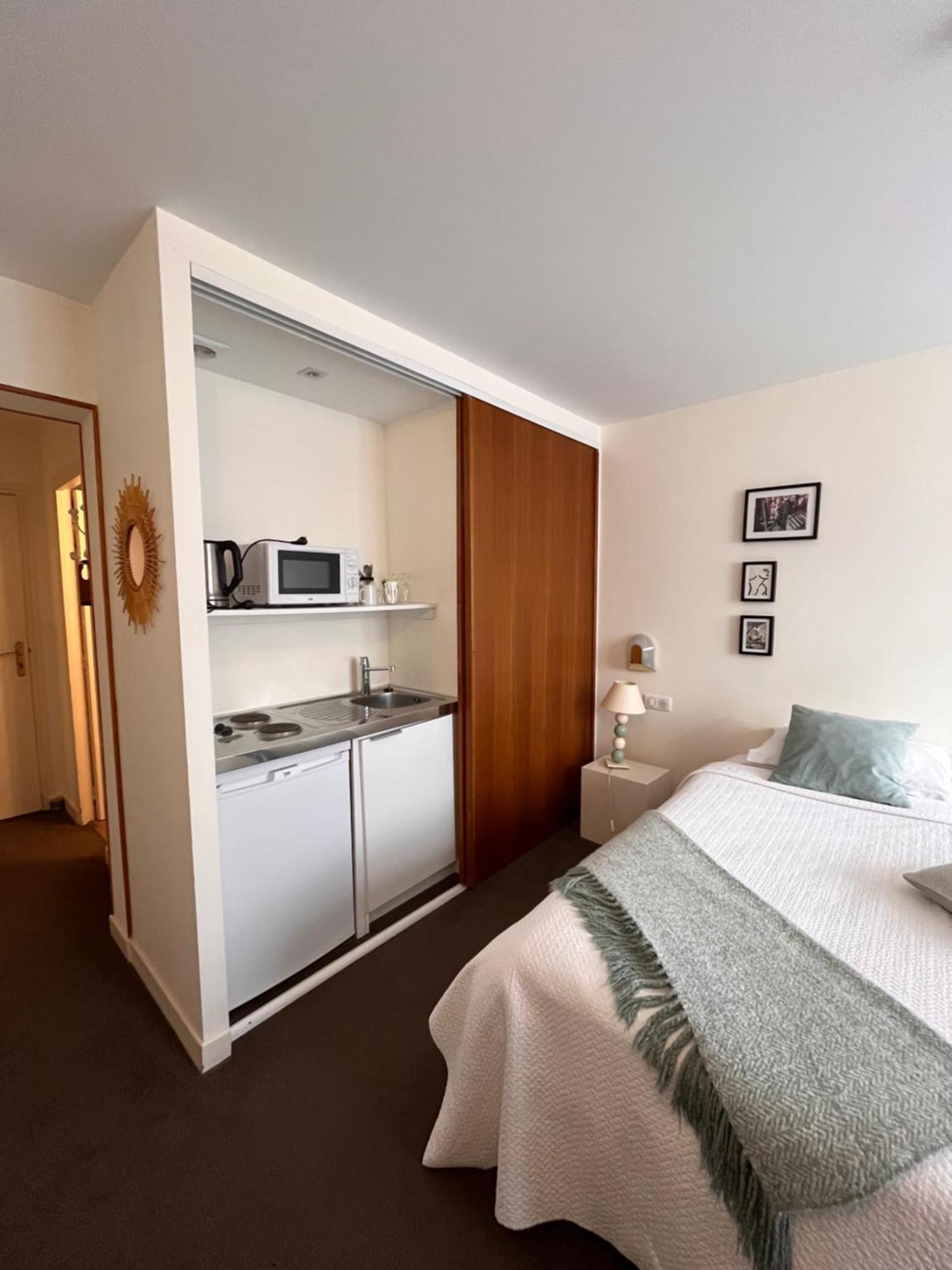 Le Temeraire Hotel Charolles Luaran gambar