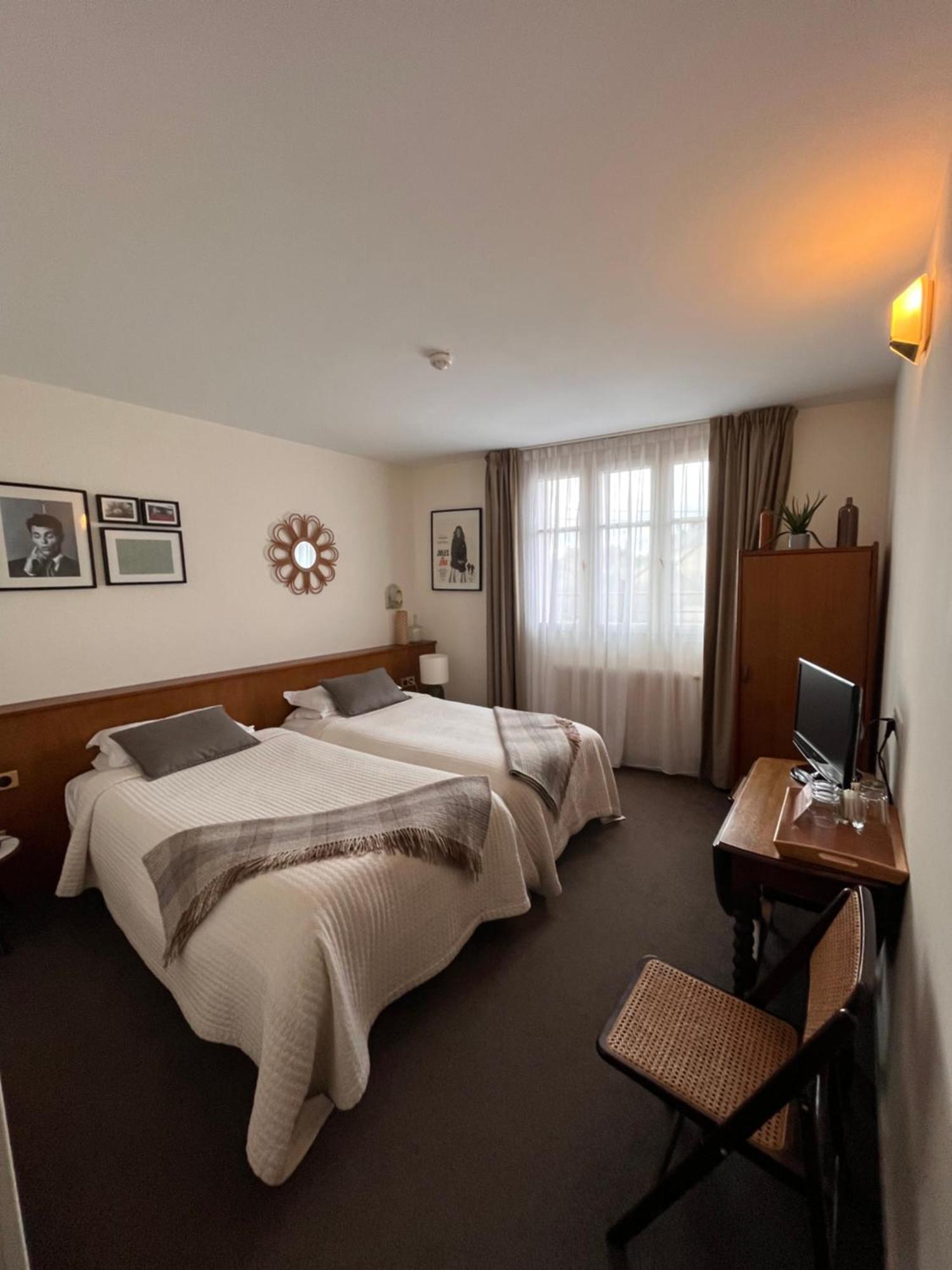 Le Temeraire Hotel Charolles Luaran gambar