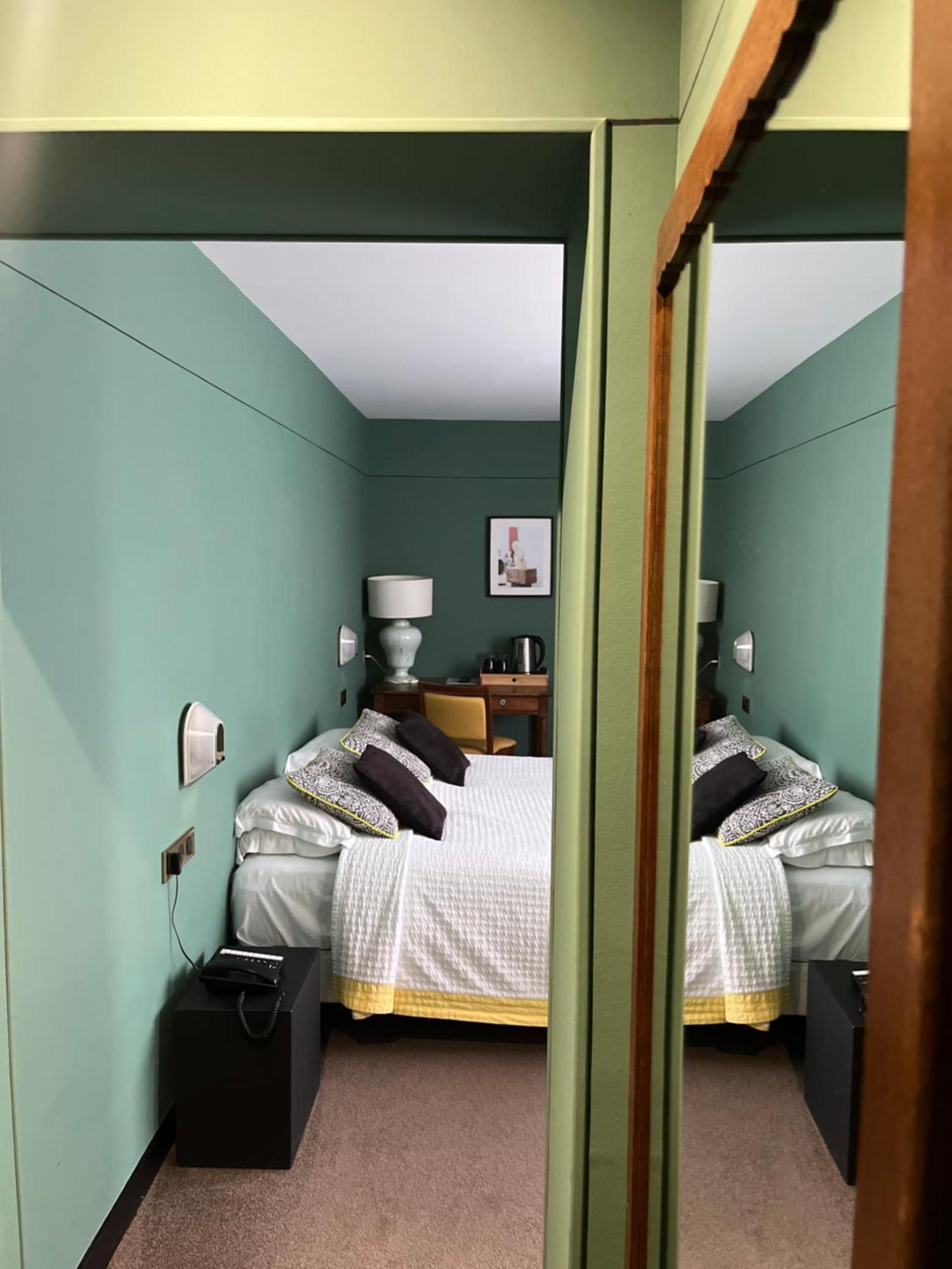 Le Temeraire Hotel Charolles Luaran gambar