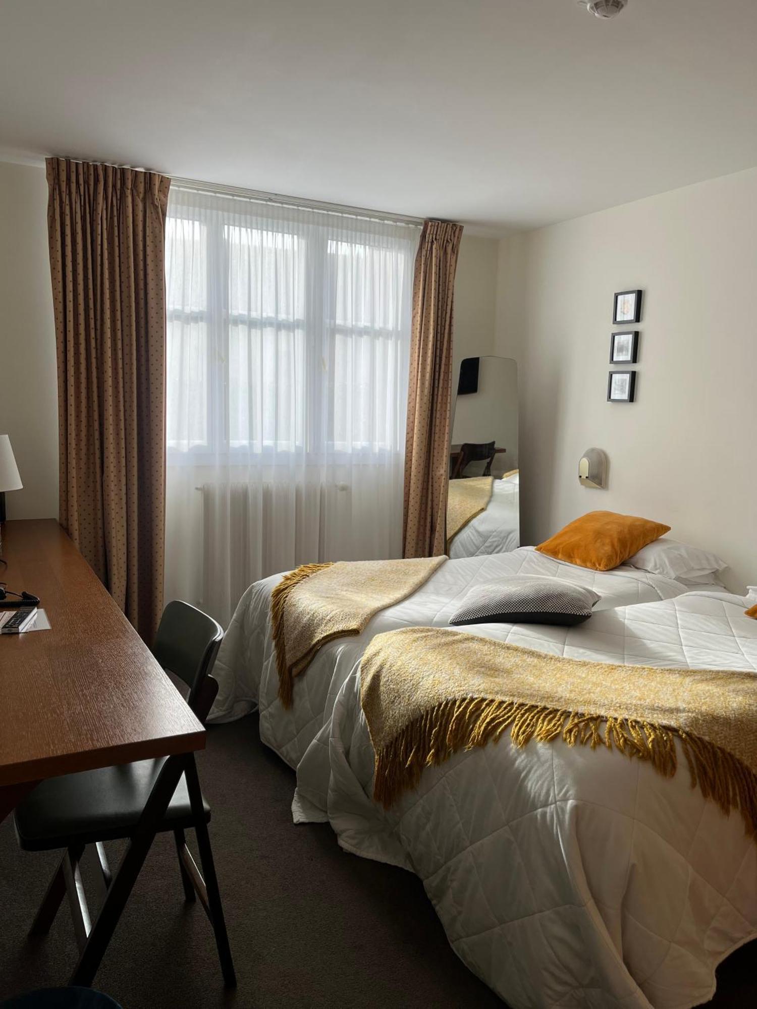 Le Temeraire Hotel Charolles Luaran gambar