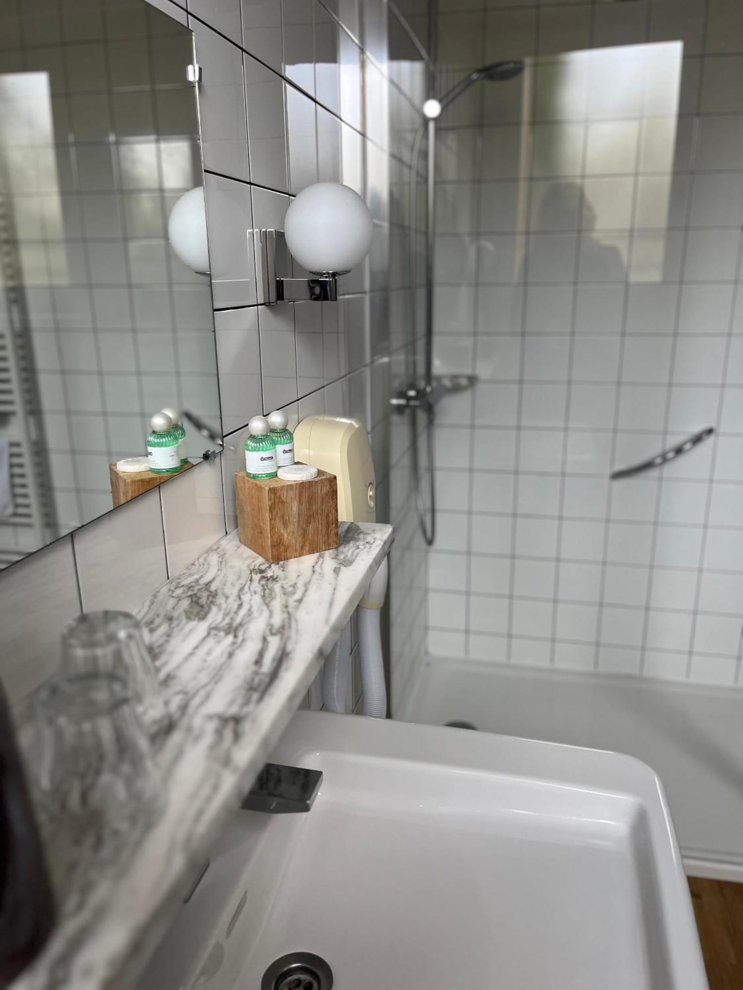 Le Temeraire Hotel Charolles Luaran gambar