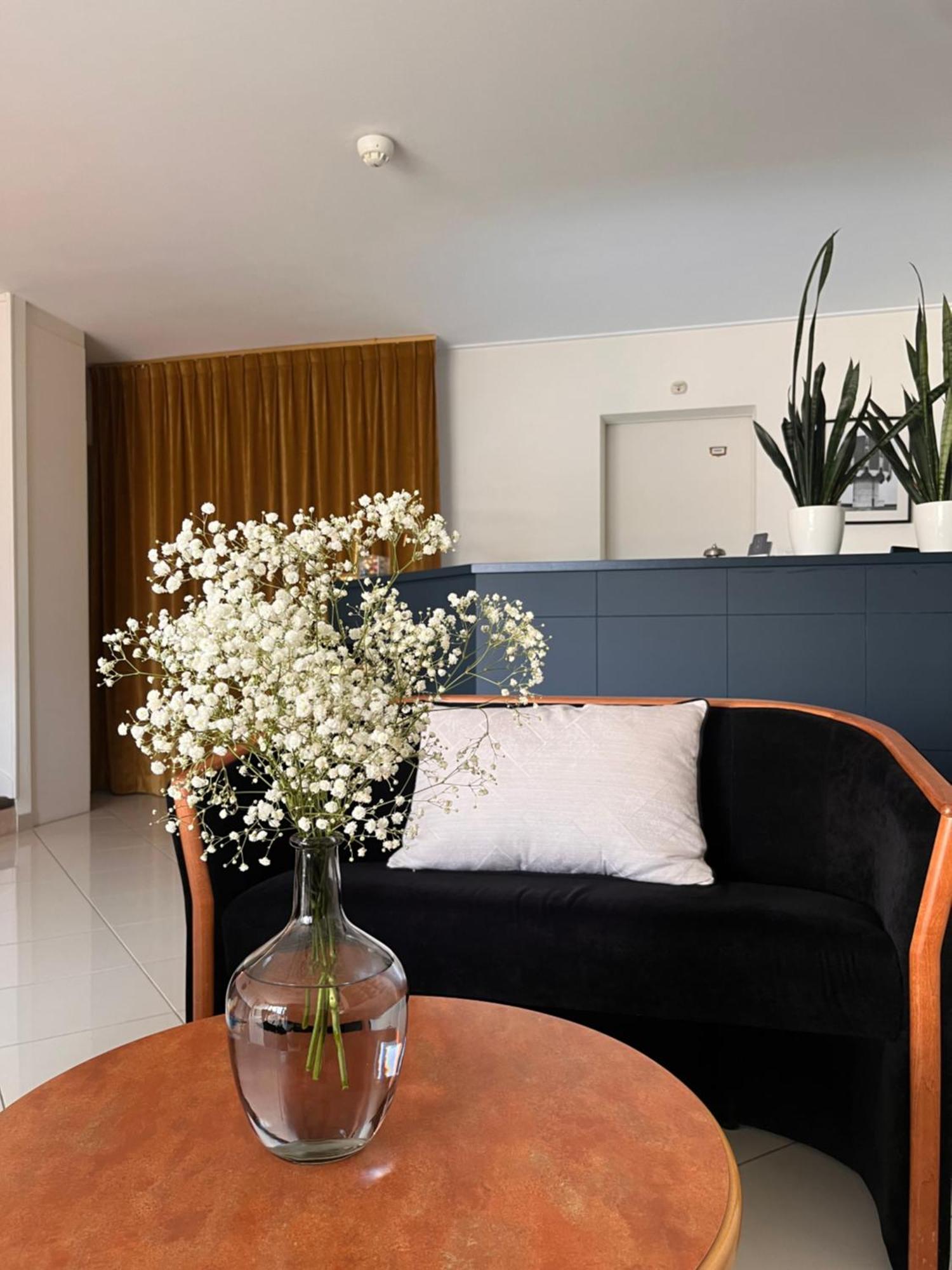 Le Temeraire Hotel Charolles Luaran gambar